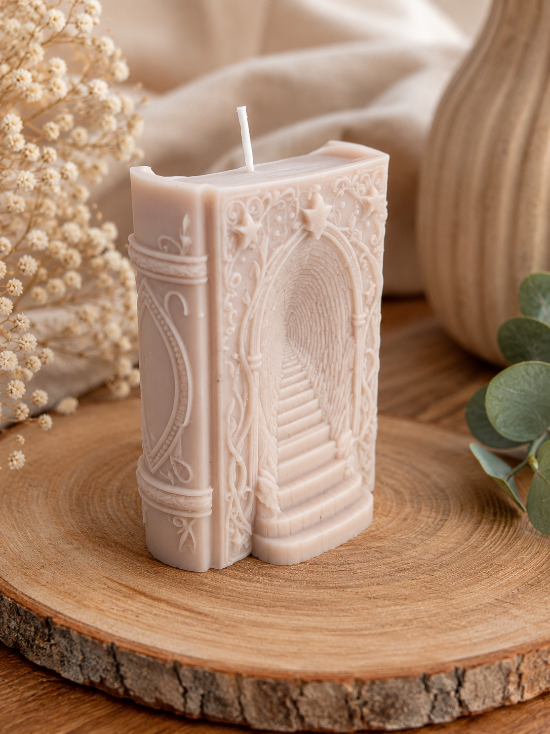 Bougie parfumée Livre enchanté – 90 g